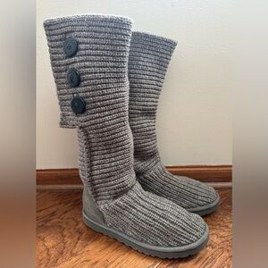 UGG Classic Cardy Knit Boot Gray Womens size 8